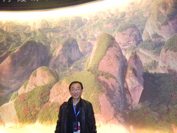 我司總經(jīng)理韓鵬先生考察崀山風(fēng)景區(qū)